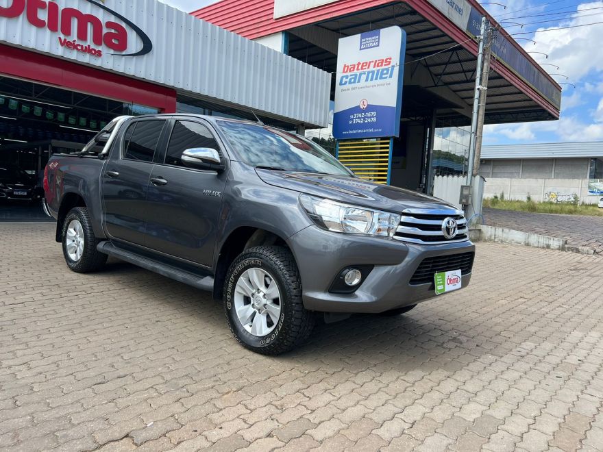 TOYOTA HILUX SRV 4X4 DIESEL AUTOMÁTICA ÚNICO DONO 