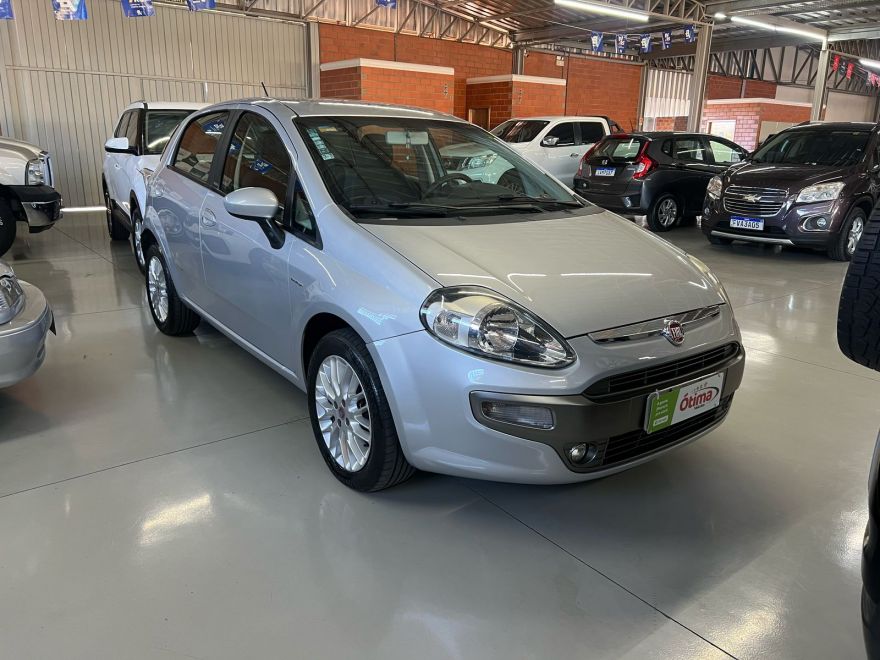 PUNTO ESSENCE 1.6 DUALOGIC 2013