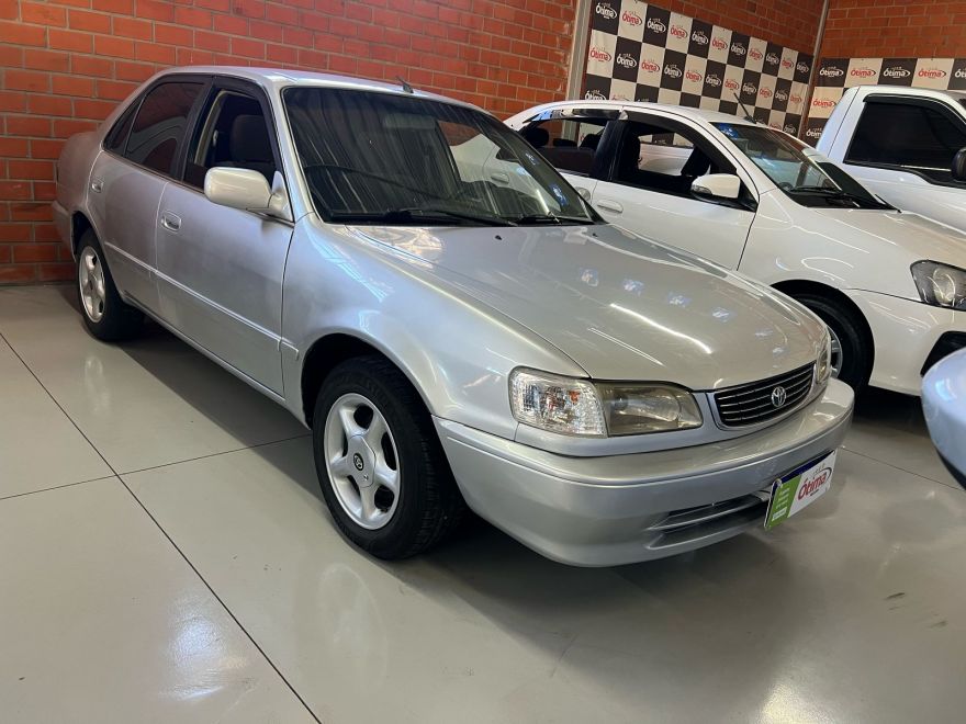 COROLLA XEI 2000