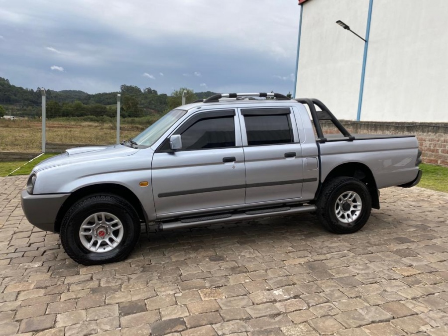 MITSUBISHI L200 GL 4X4 DIESEL 2009 - Foto 7