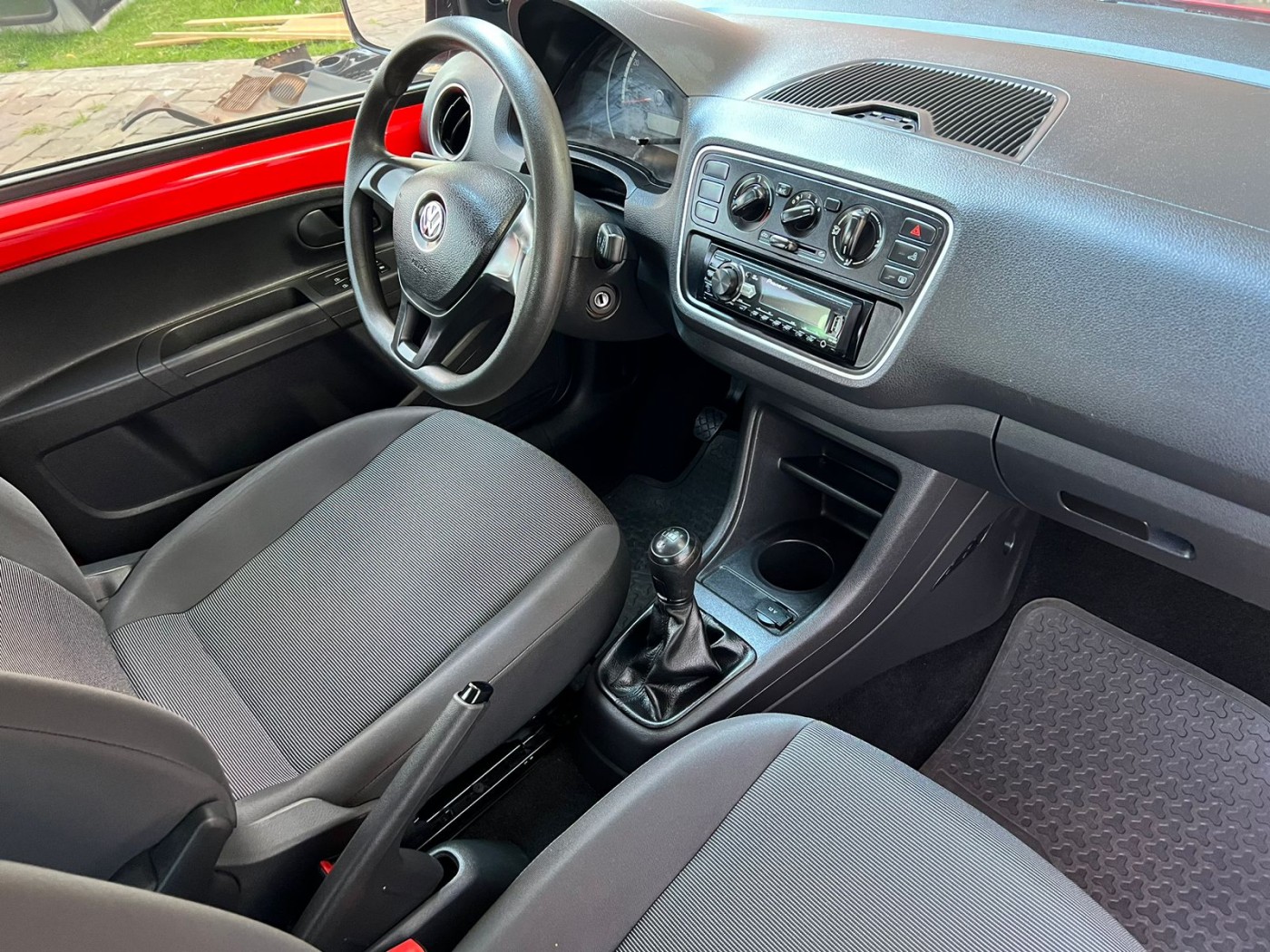 VW UP TAKE - Foto 4