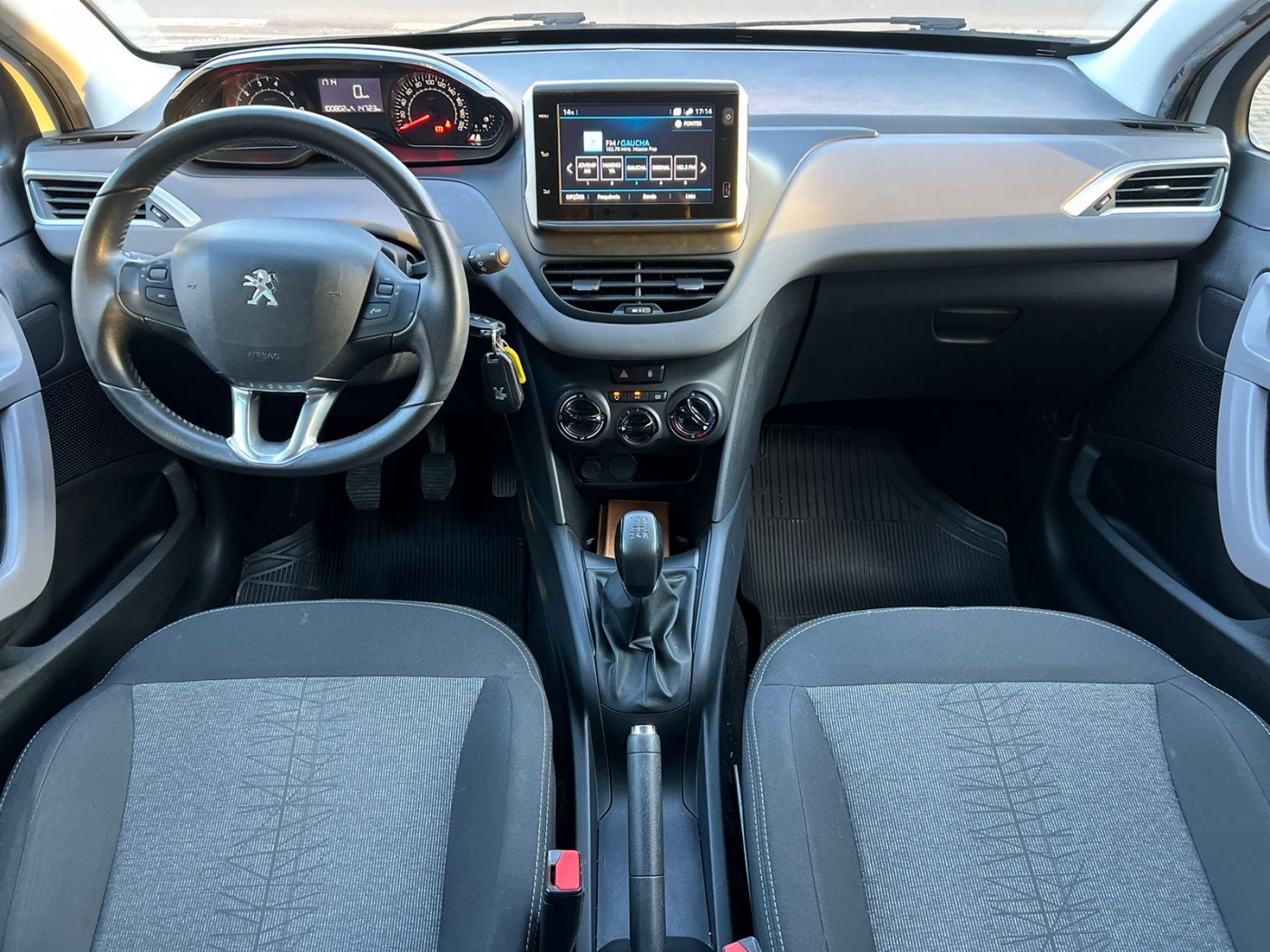 PEUGEOT 208 ACTIVE 1.2 2018  - Foto 6