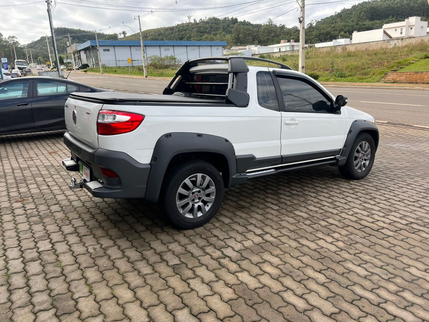 FIAT STRADA ADVENTURE 1.8 CE FLEX 2018 BRANCA - Foto 12