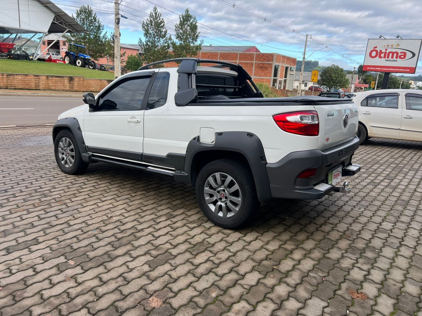 FIAT STRADA ADVENTURE 1.8 CE FLEX 2018 BRANCA - Foto 11