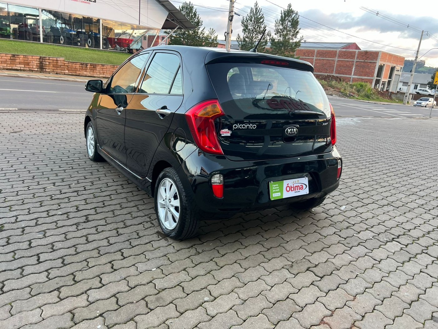KIA PICANTO EX 2014 AUTOMÁTICO PRETO - Foto 13