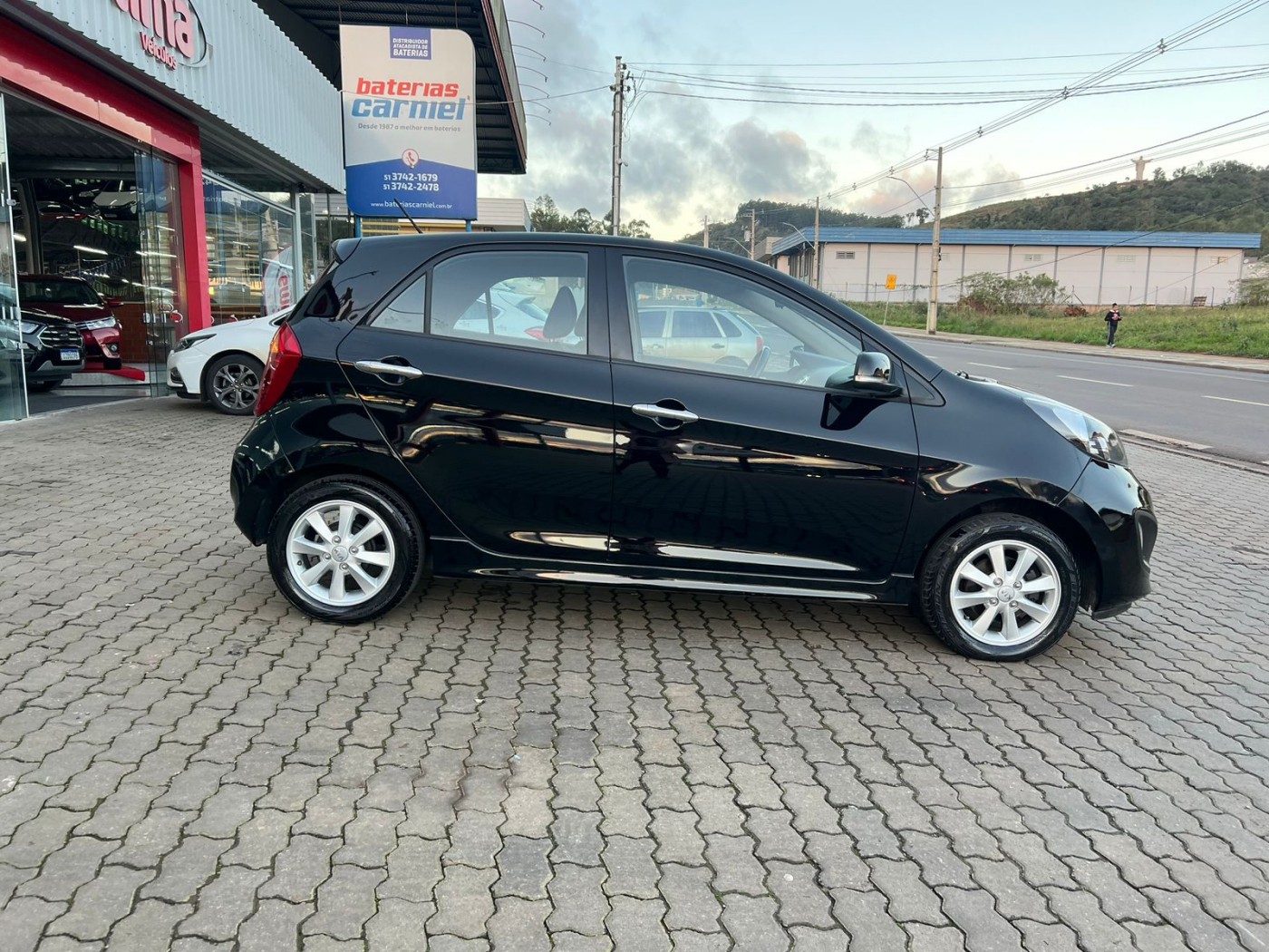 KIA PICANTO EX 2014 AUTOMÁTICO PRETO - Foto 10