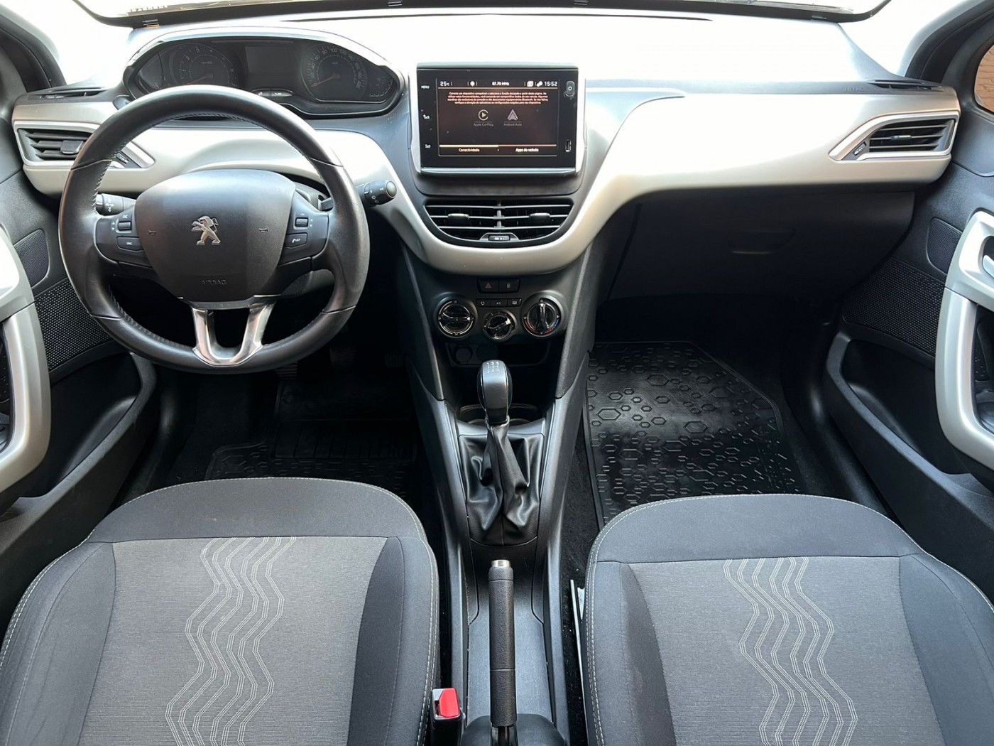 PEUGEOT 2008 ALLURE AUTOMÁTICO 2019 - Foto 6
