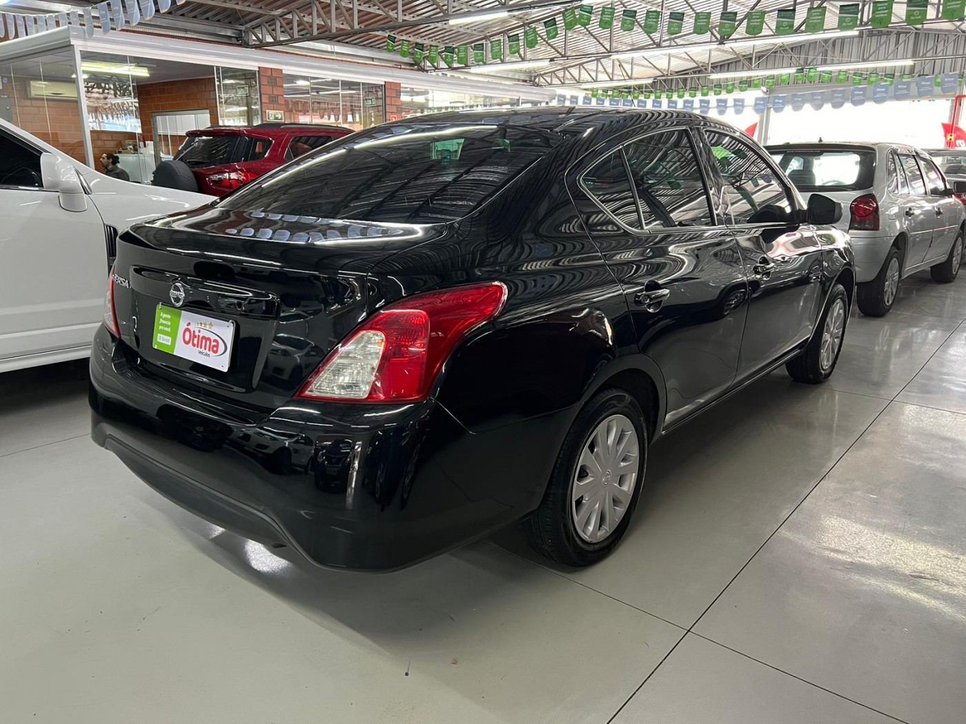 NISSAN VERSA 1.0 2020 MANUAL - Foto 7