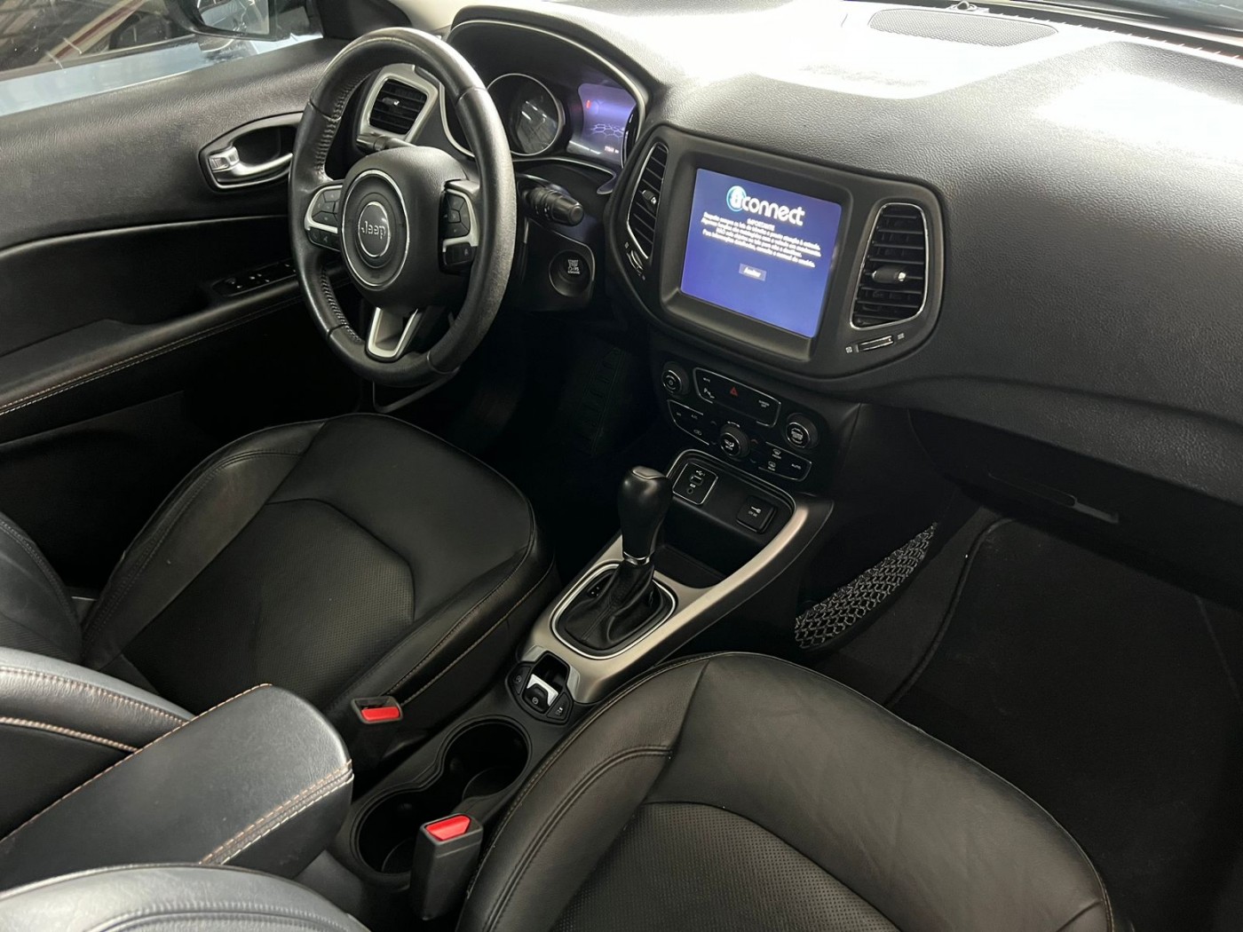 JEEP COMPASS LONGITUDE FLEX 2020 - Foto 4