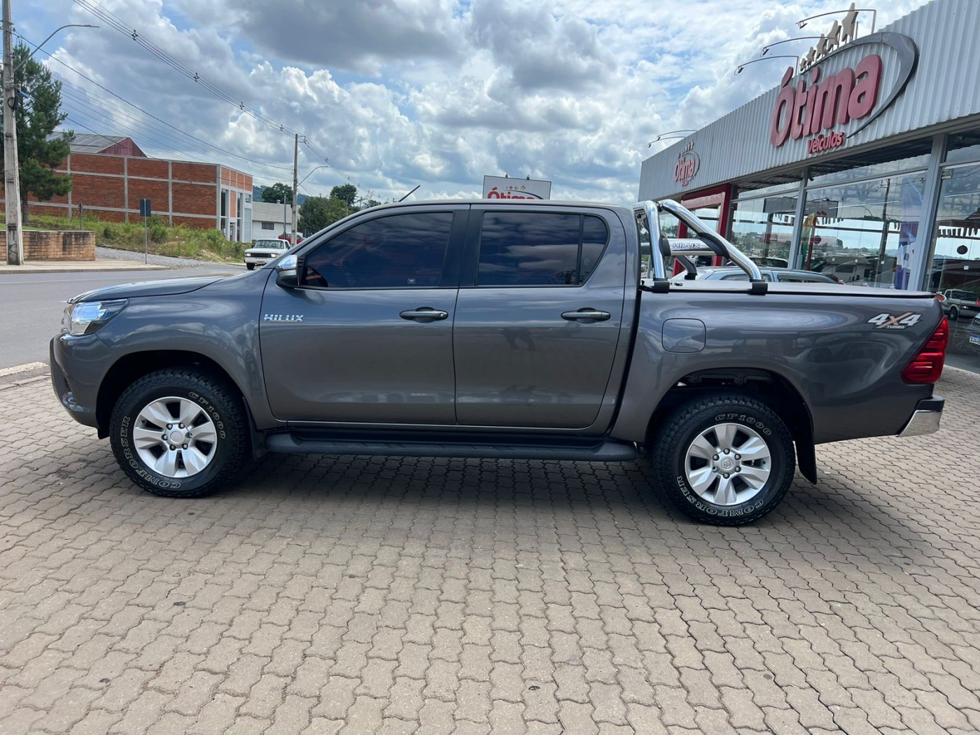 TOYOTA HILUX SRV 4X4 DIESEL AUTOMÁTICA ÚNICO DONO  - Foto 6