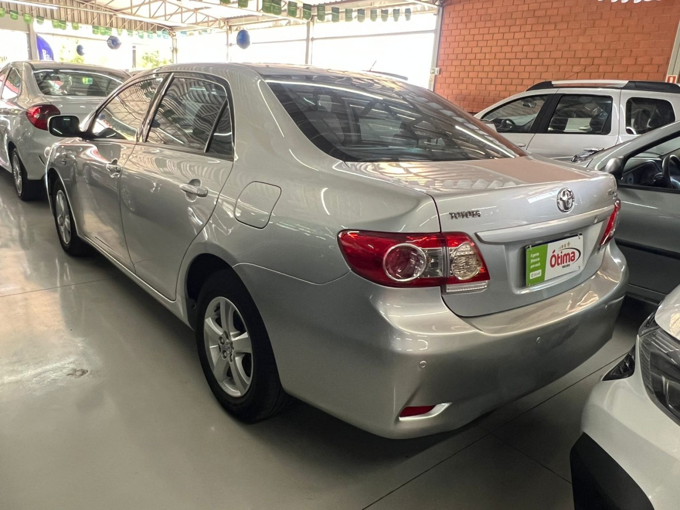 TOYOTA COROLLA XLI 2013 AUTOMÁTICO - Foto 6