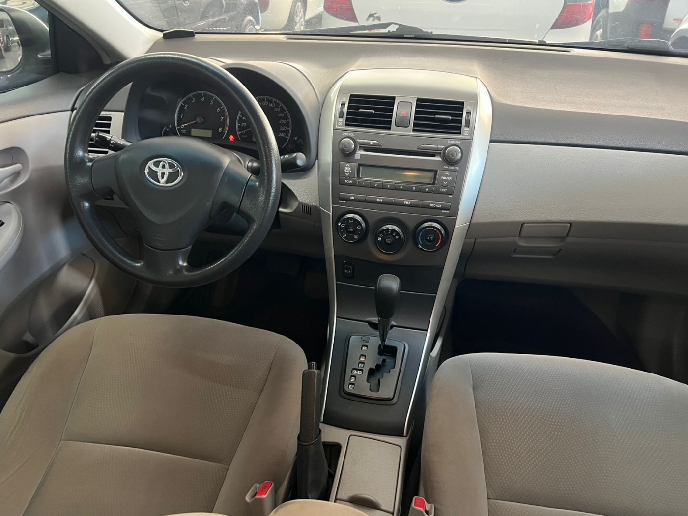 TOYOTA COROLLA XLI 2013 AUTOMÁTICO - Foto 4