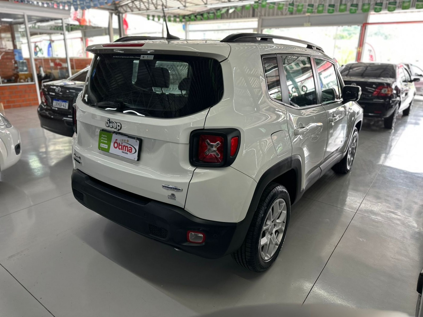 JEEP RENEGADE DIESEL 4X4 LONGITUDE - Foto 8