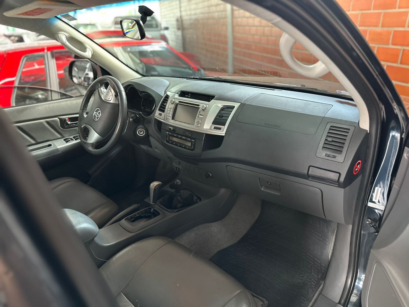 TOYOTA HILUX SRV FLEX 4X4 - Foto 5