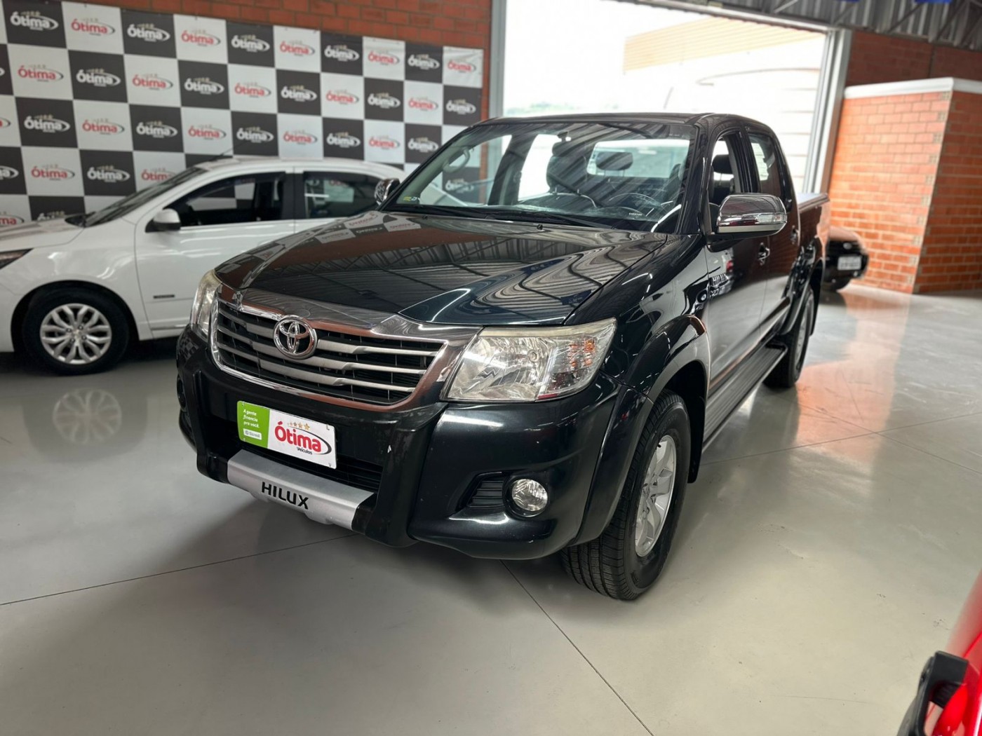 TOYOTA HILUX SRV FLEX 4X4 - Foto 2
