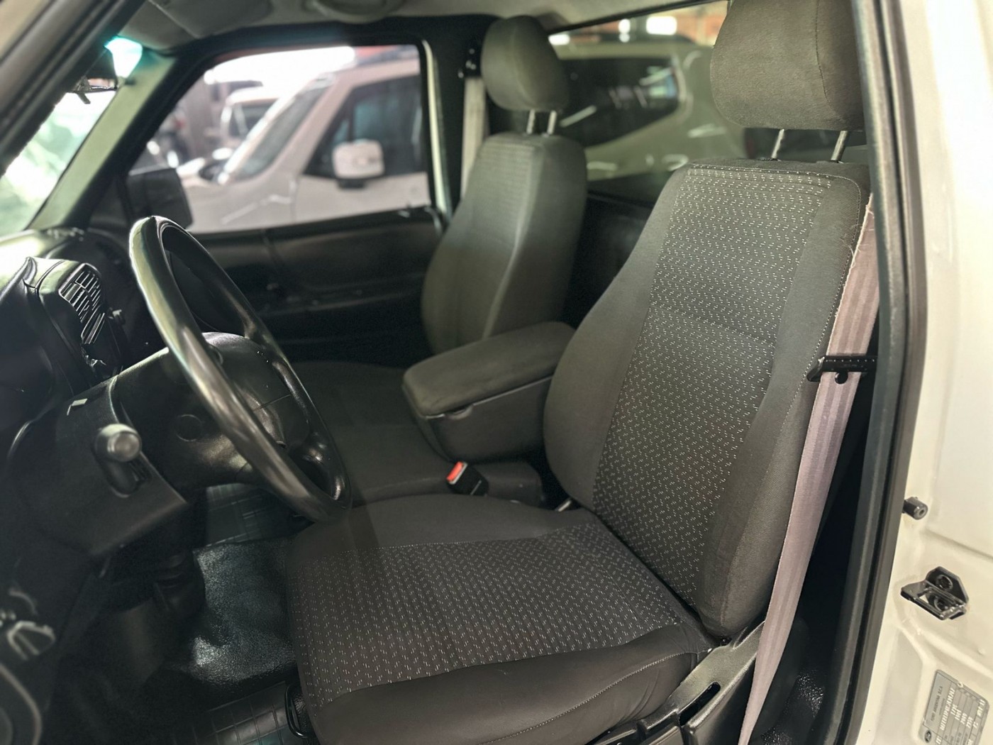 FORD RANGER XLS CS 3.0 4X4 - Foto 4