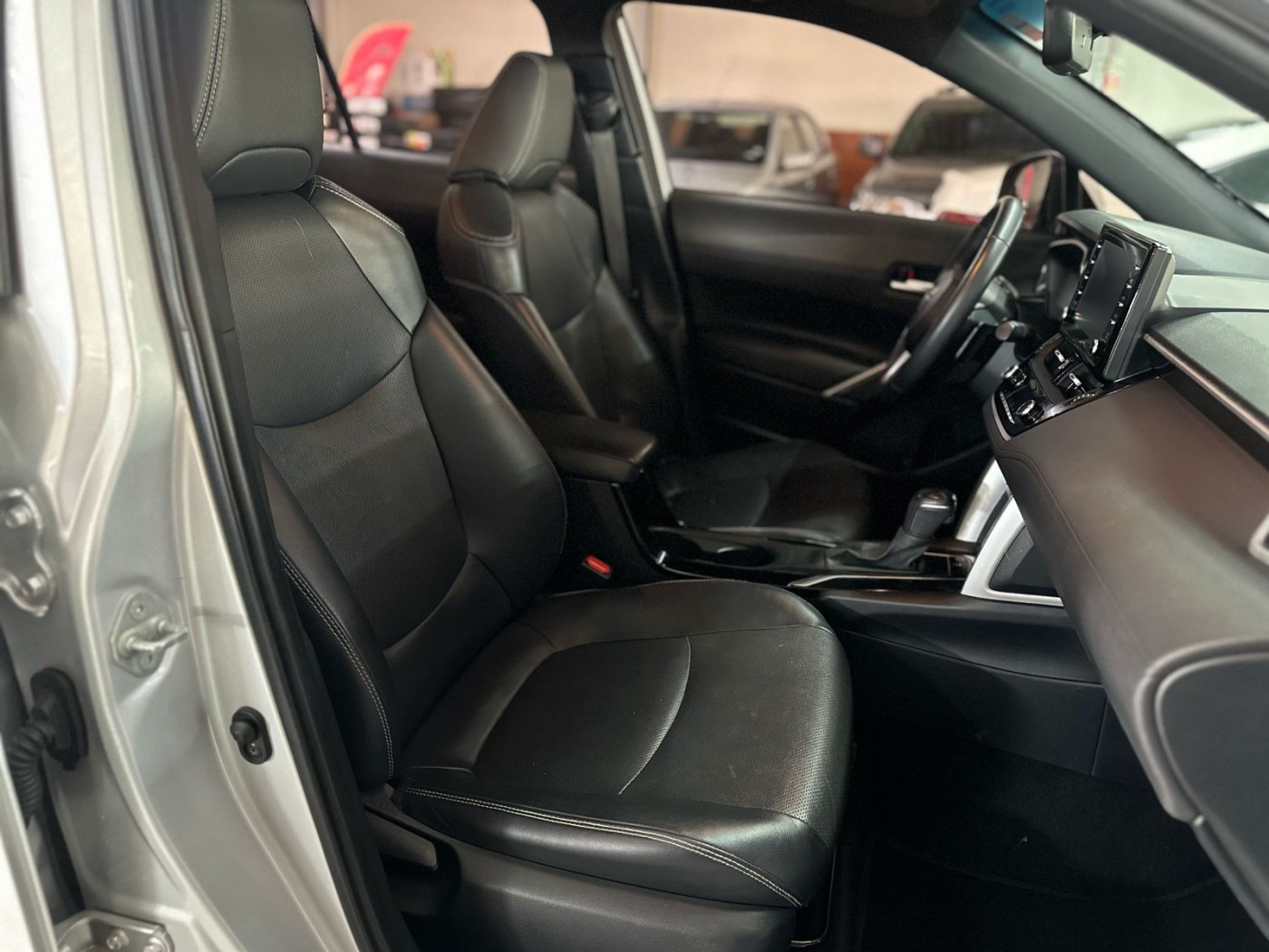 TOYOTA COROLLA CROSS XRE 2.0 - Foto 4