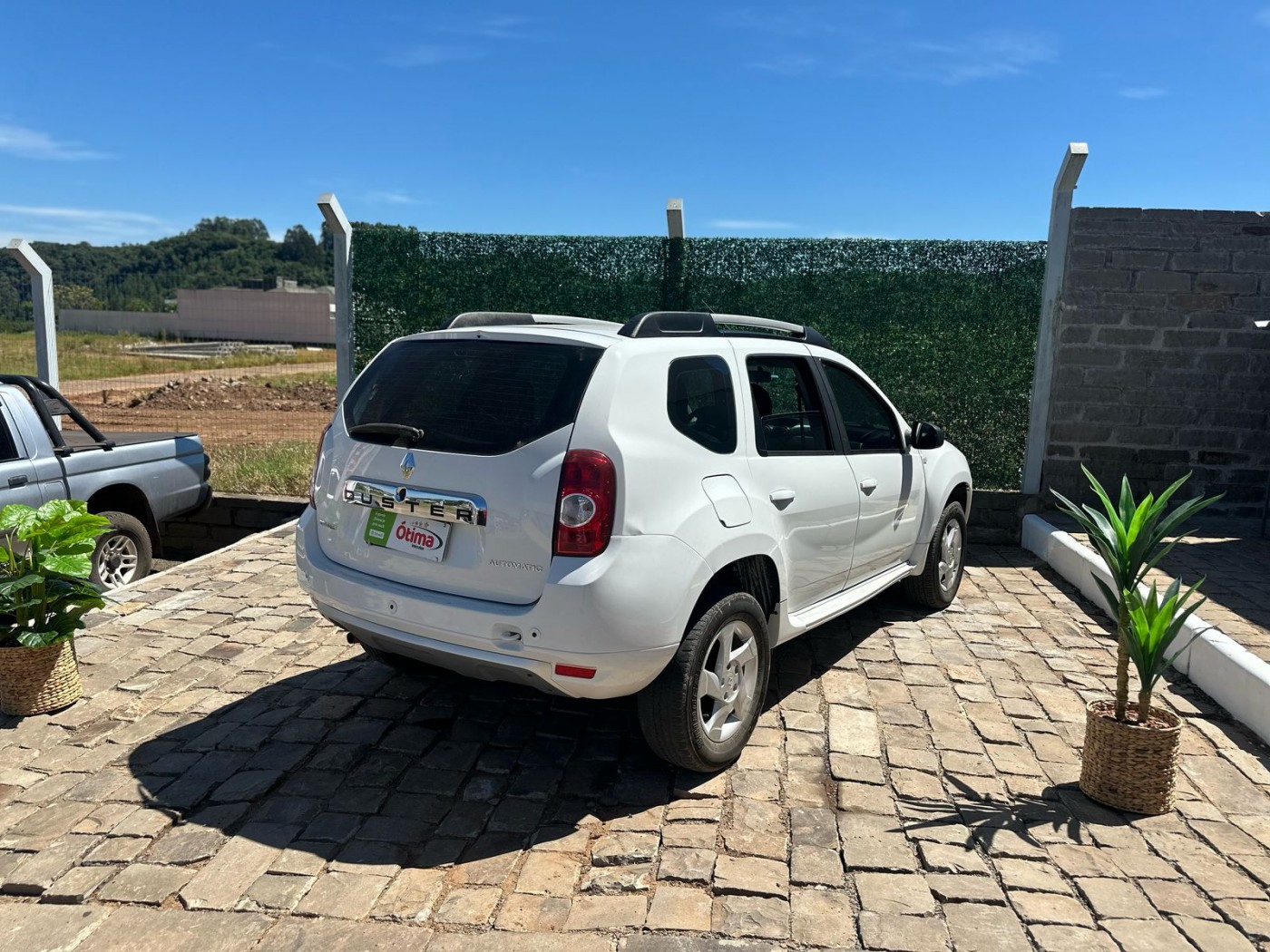RENAULT DUSTER 2.0  - Foto 9