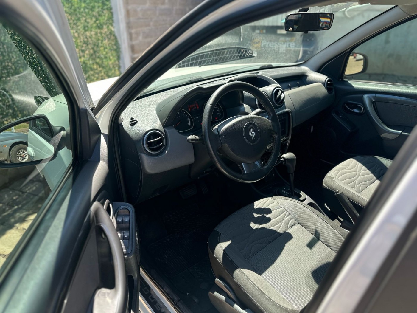 RENAULT DUSTER 2.0  - Foto 3