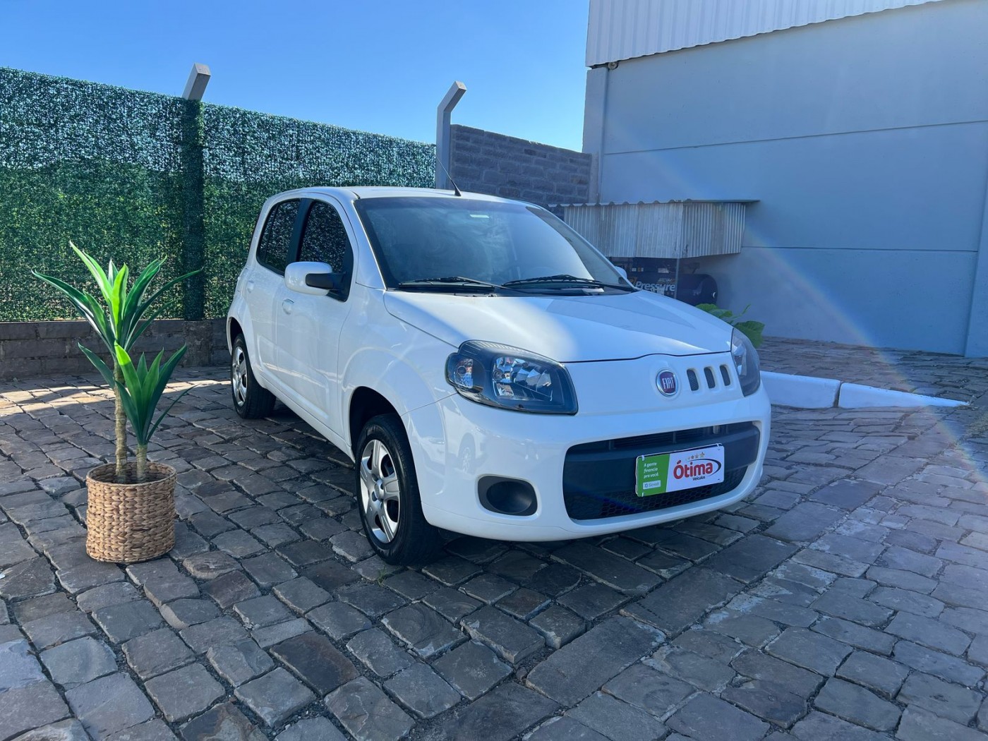 FIAT UNO VIVACE 1.0 2016 - Foto 1