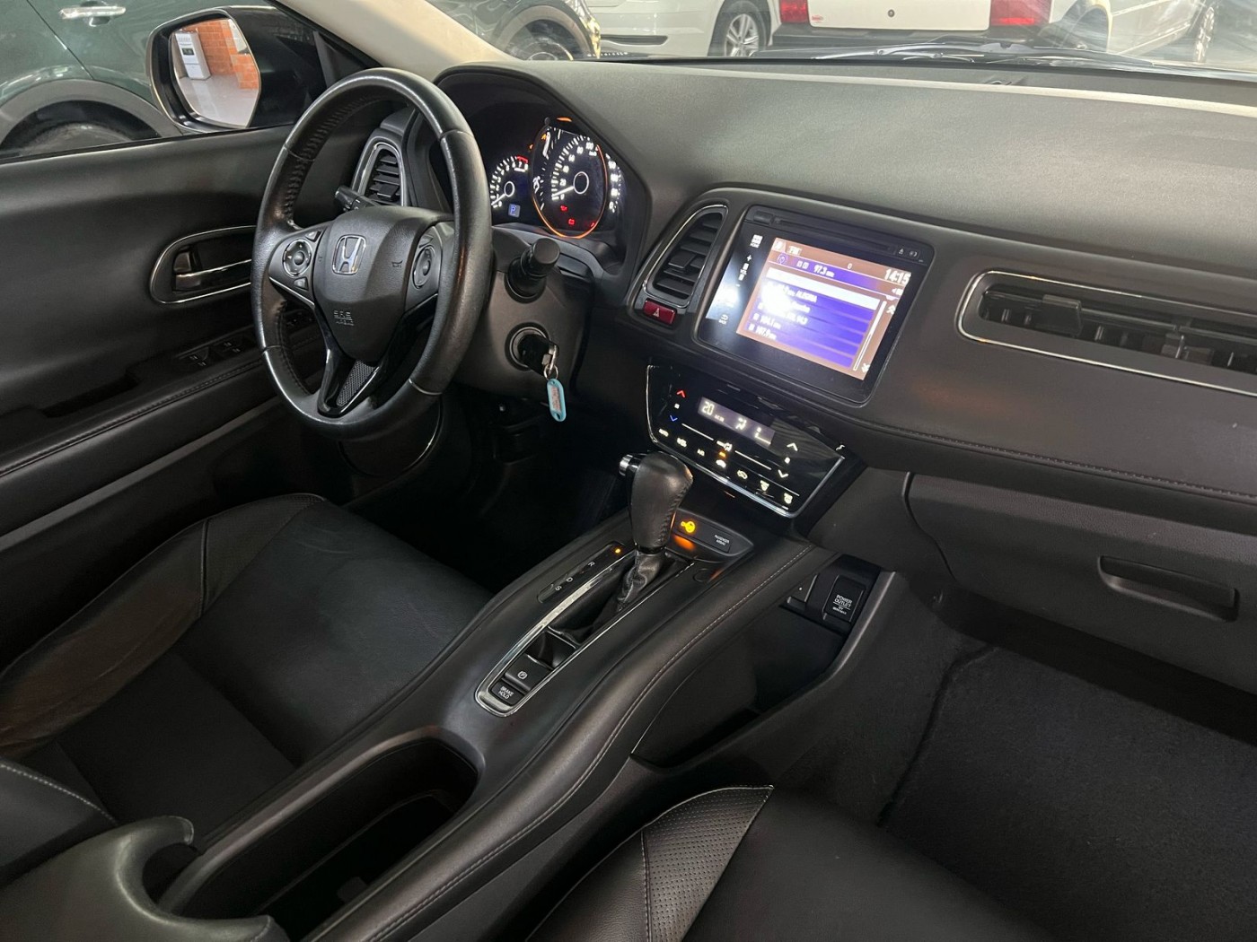 HONDA HR-V TOURING 2018 - Foto 4