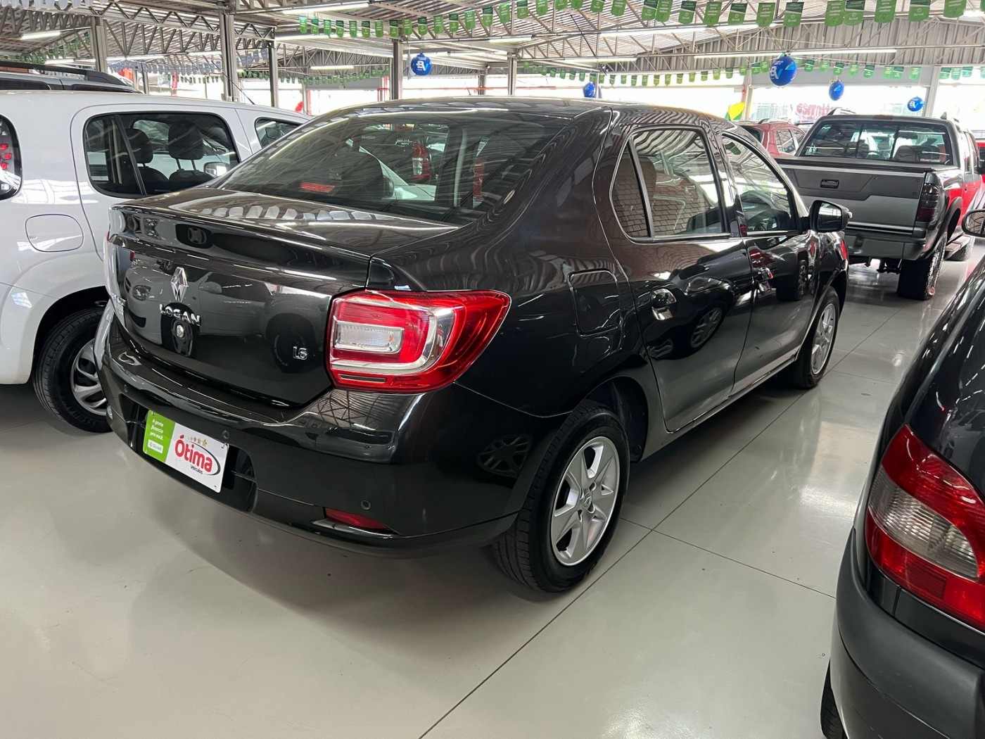 RENAULT LOGAN DYNAMIQUE 1.6 2016 - Foto 7