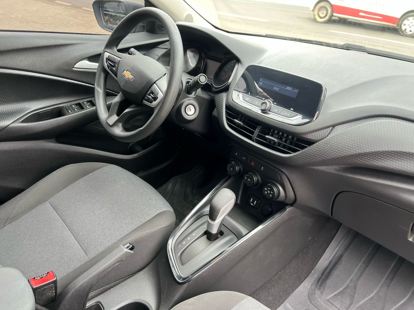 CHEVROLET ONIX PLUS 1.0 TURBO AUTOMÁTICO 2020 - Foto 5