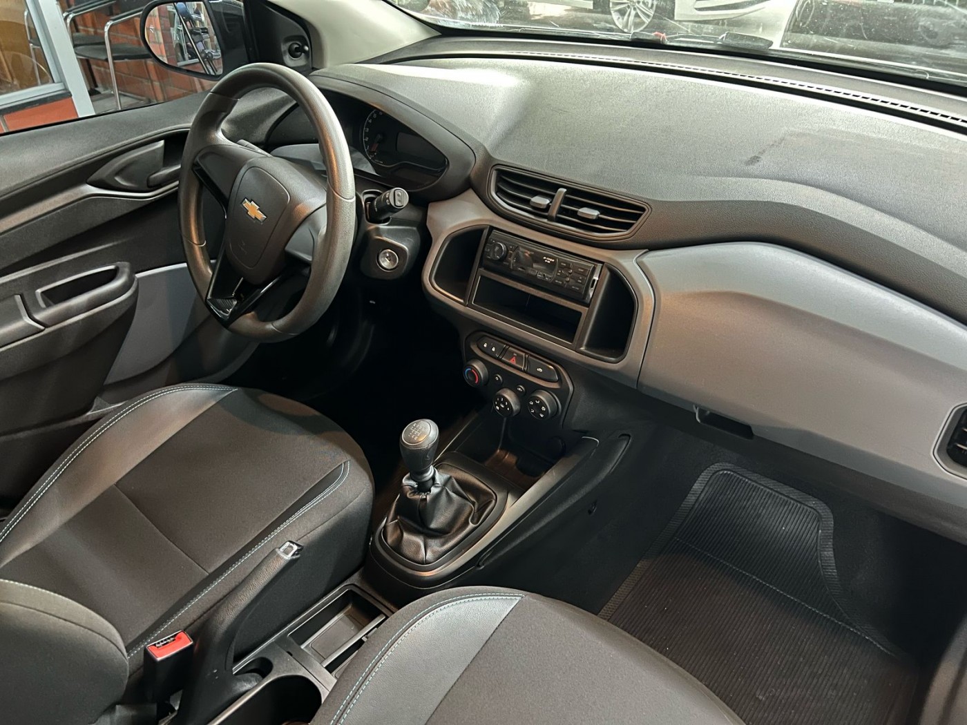 CHEVROLET ONIX JOY BLACK 2021 - Foto 3