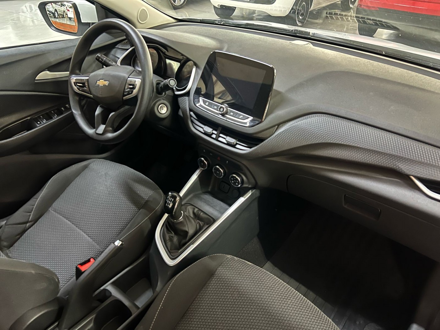 CHEVROLET ONIX PLUS LT TURBO 1.0 - Foto 4