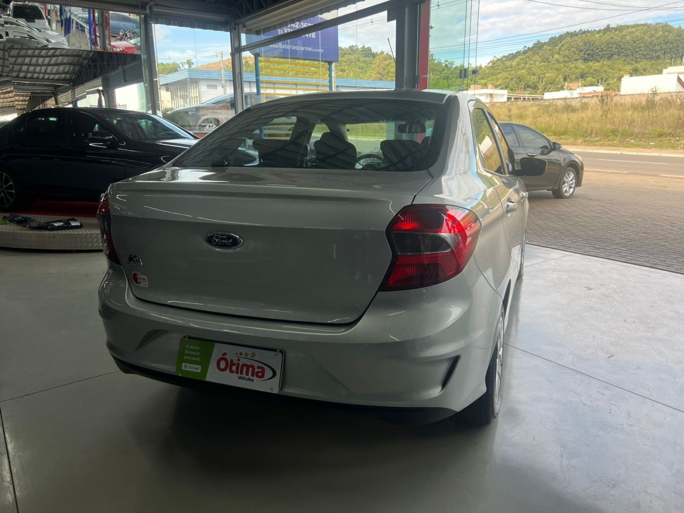 KA SEDAN 1.5 PLUS 2021 - Foto 8