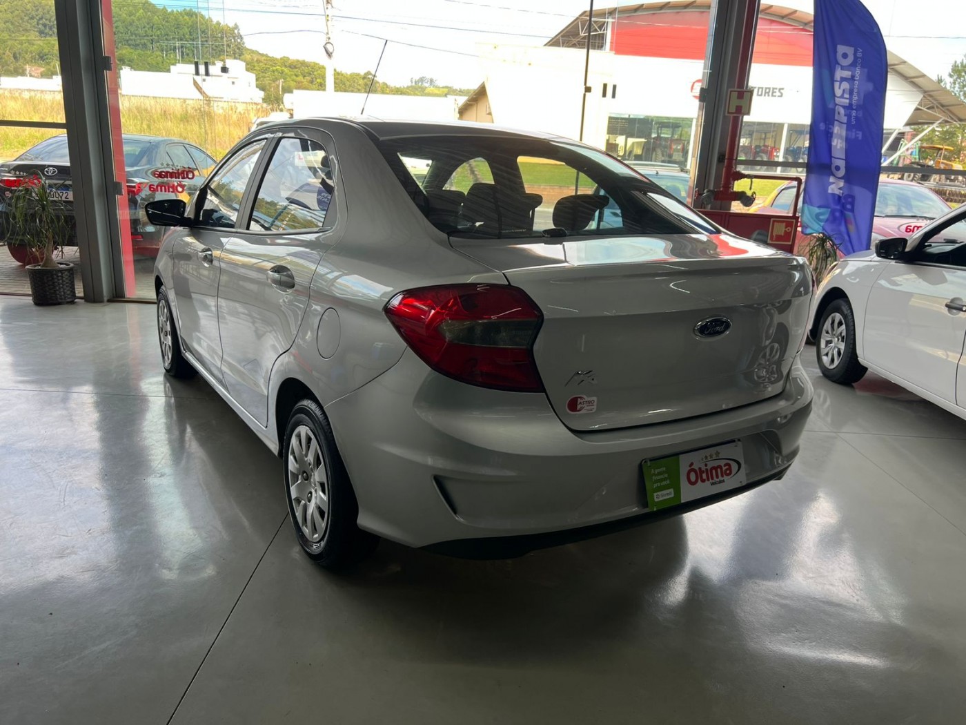 KA SEDAN 1.5 PLUS 2021 - Foto 7