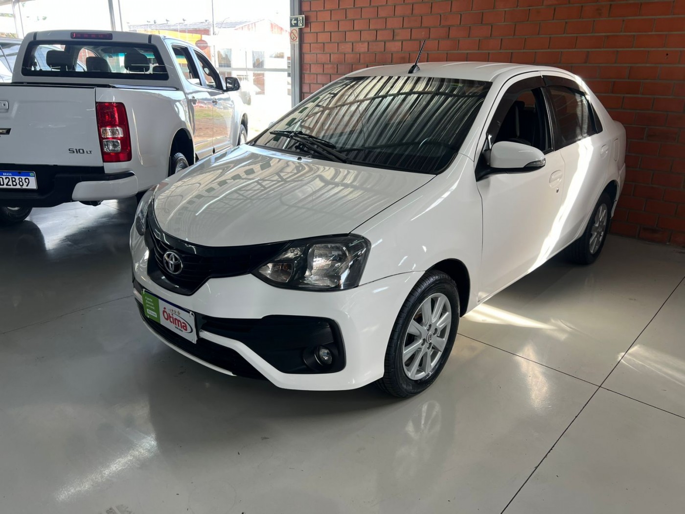 ETIOS SEDAN X PLUS AUTOMÁTICO 2019 - Foto 2