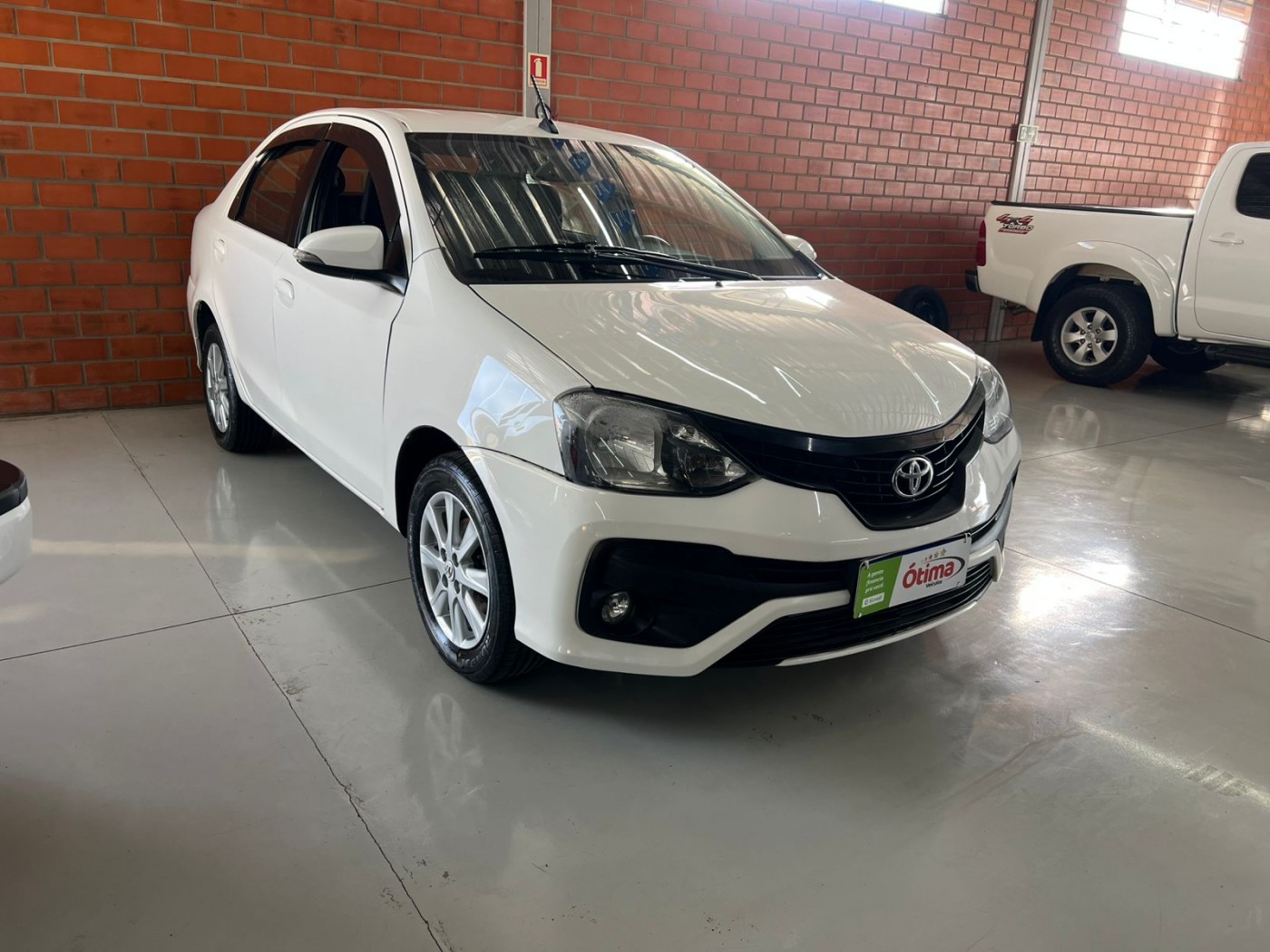 ETIOS SEDAN X PLUS AUTOMÁTICO 2019 - Foto 1