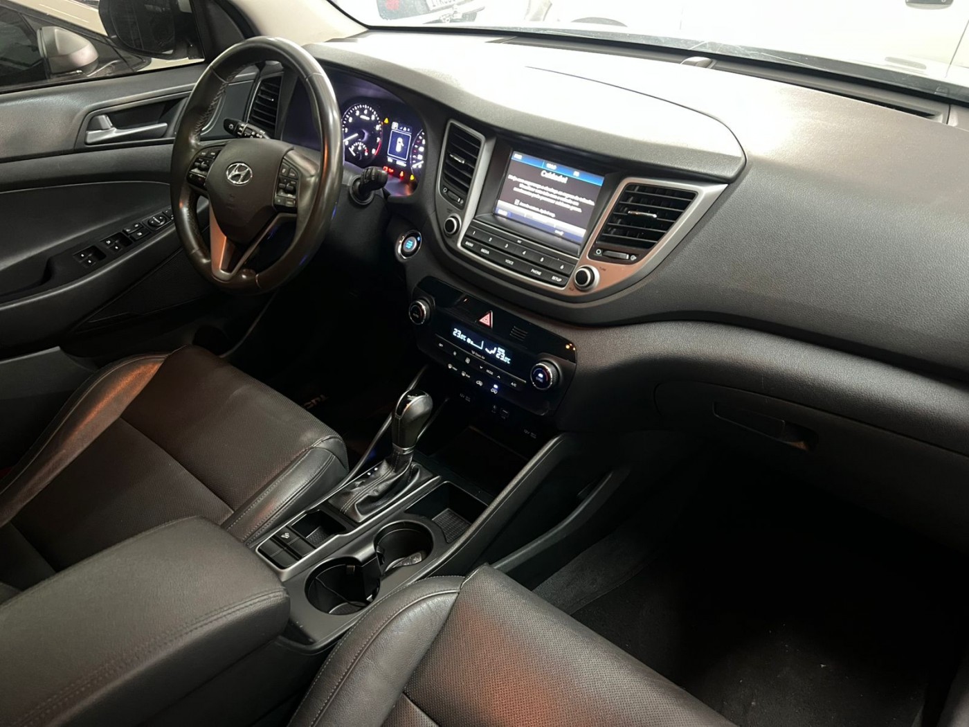 TUCSON TURBO GL 2017 - Foto 3