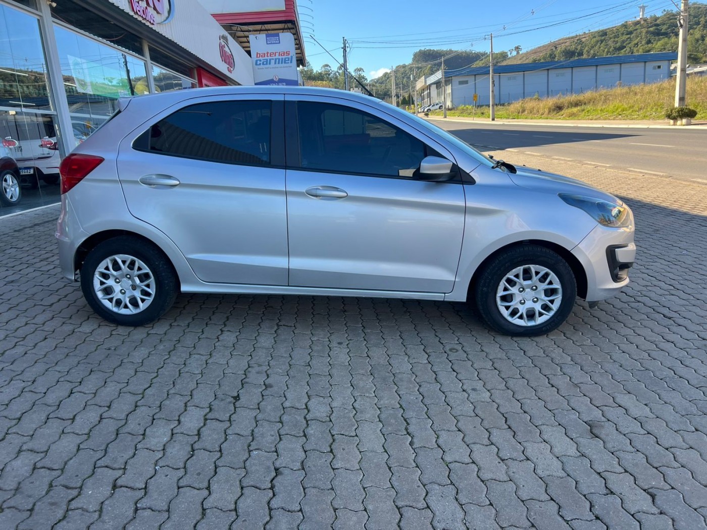 KA SE 1.0 HATCH - Foto 10