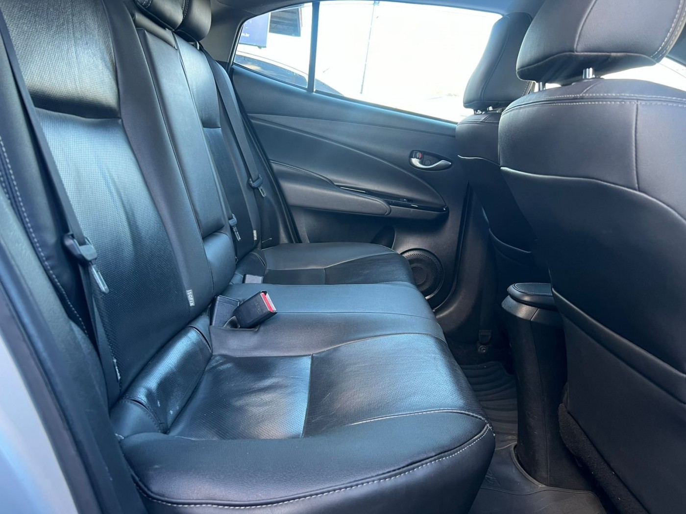 YARIS SEDAN 1.5 AUTOMATICO 2019 - Foto 8