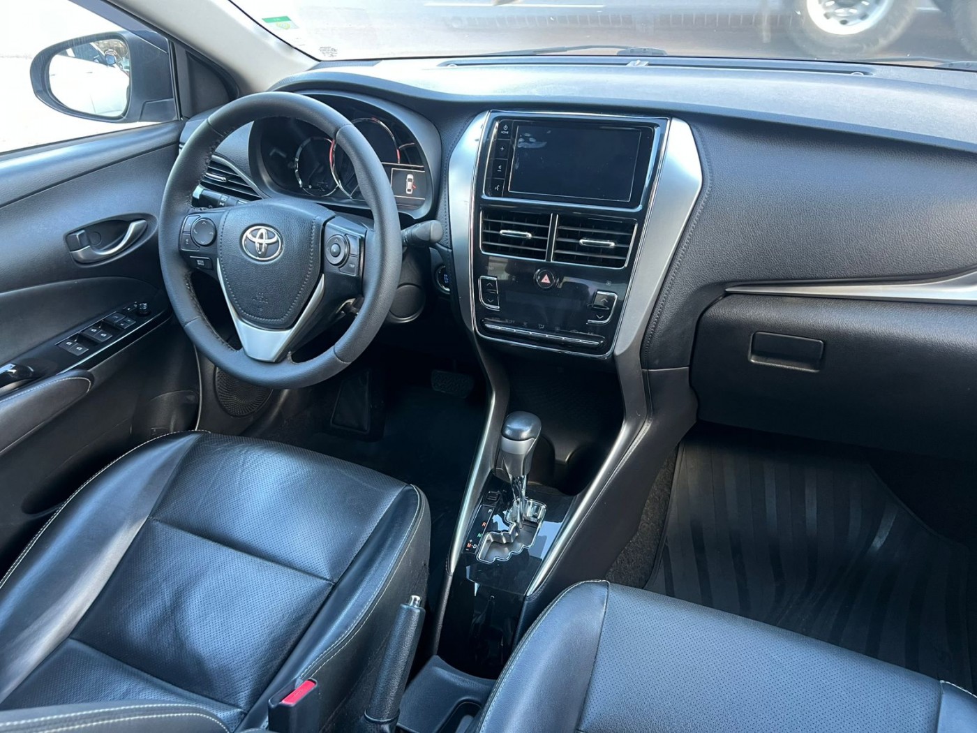 YARIS SEDAN 1.5 AUTOMATICO 2019 - Foto 6