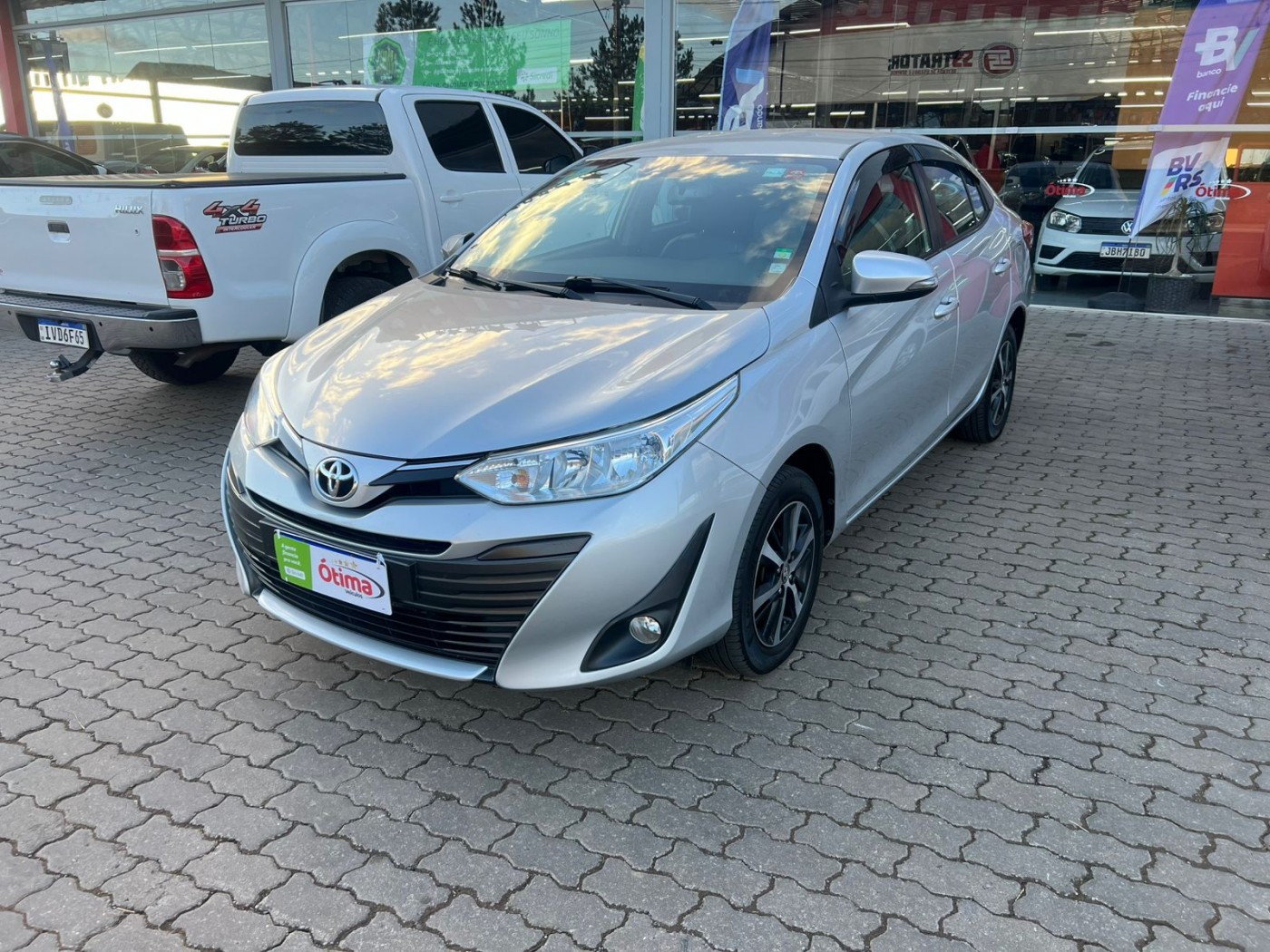 YARIS SEDAN 1.5 AUTOMATICO 2019 - Foto 2