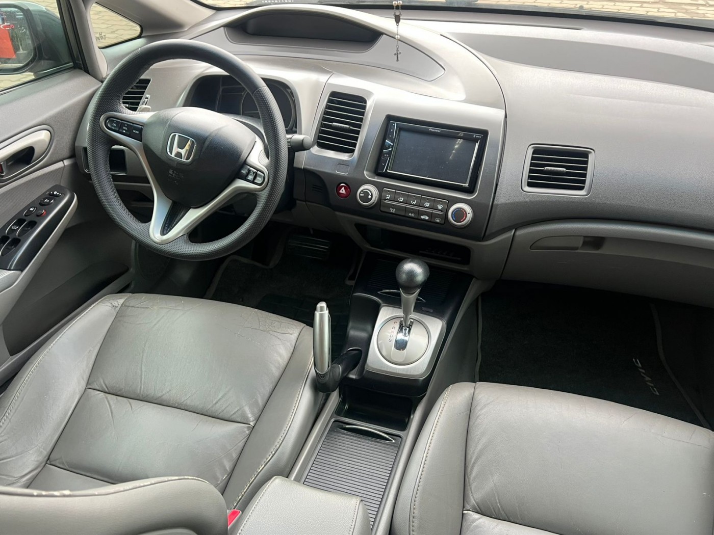 CIVIC LXL  - Foto 5