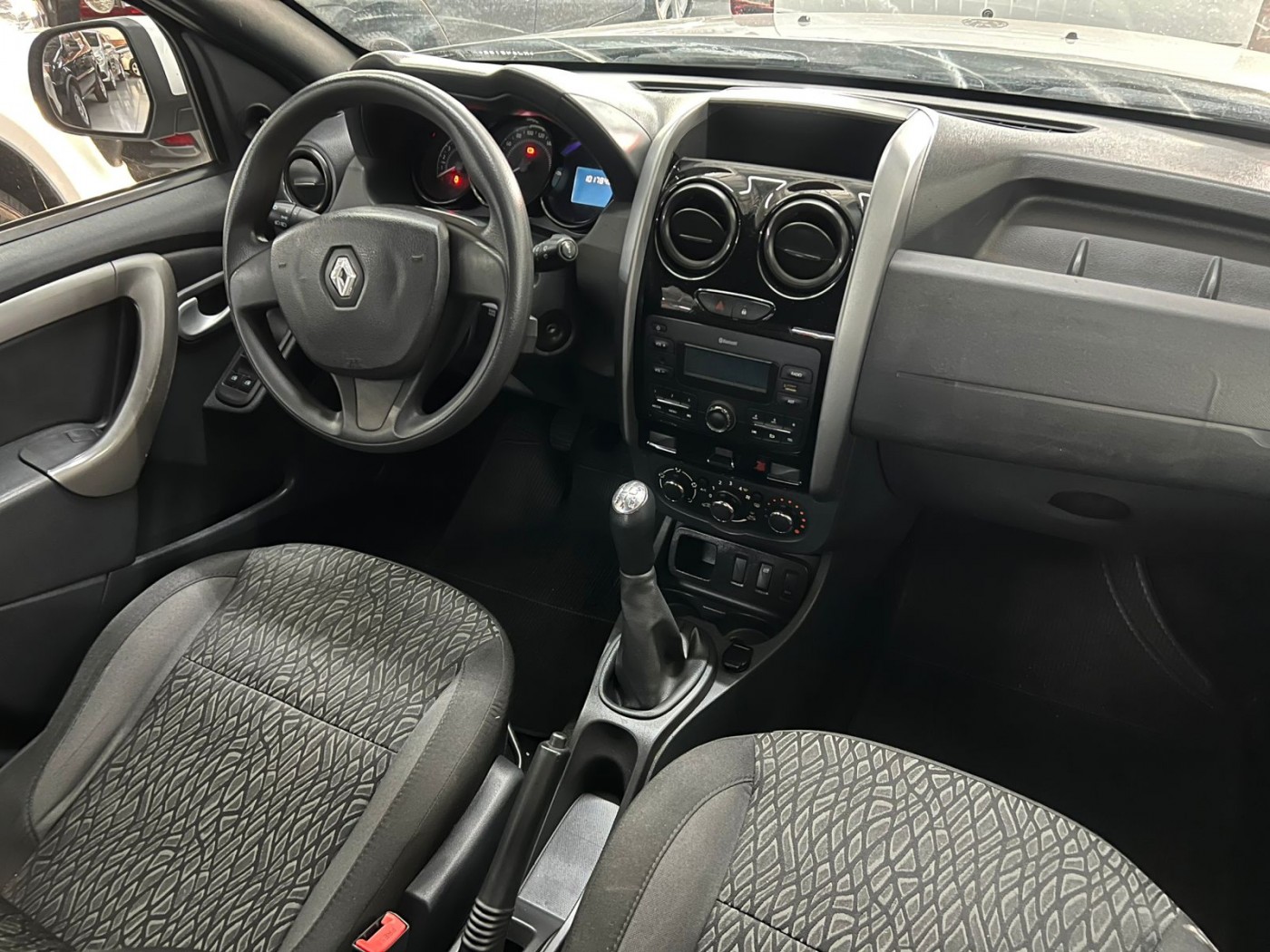 DUSTER  1.6 EXPRESSION 2019 - Foto 3