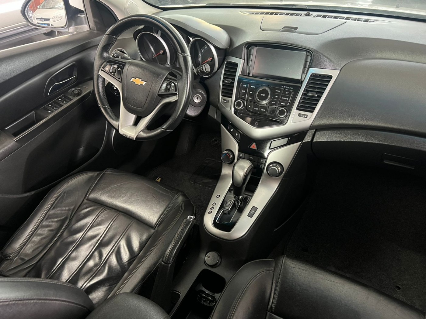 CRUZE HATCH SPORT LT 1.8 AUTOMÁTICO 2015 - Foto 3