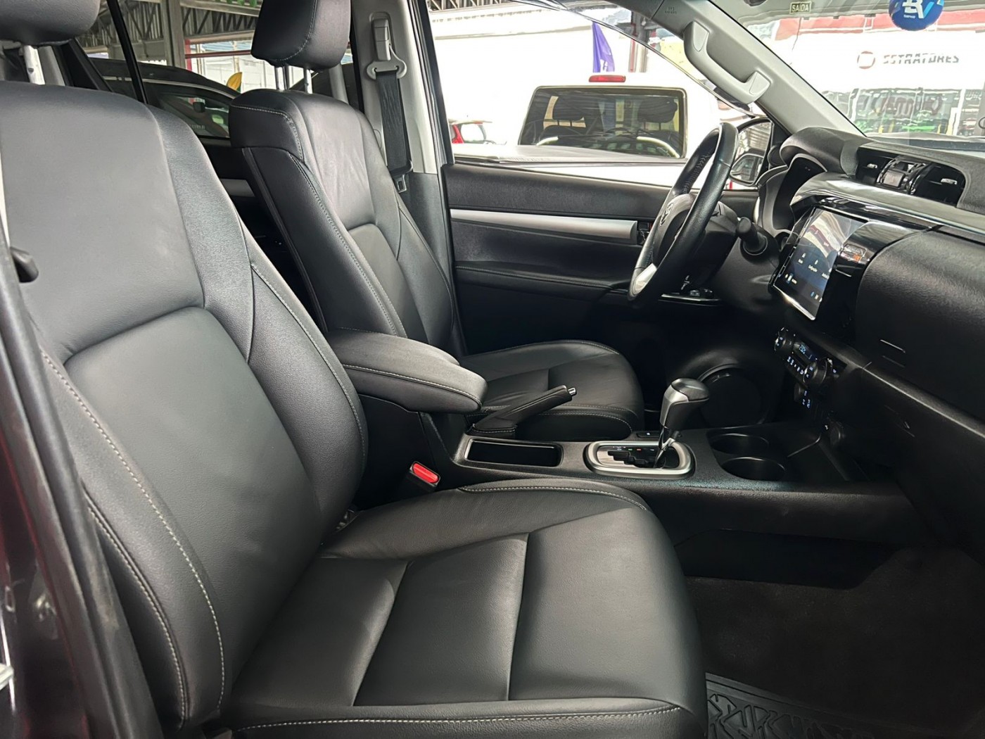 HILUX SRV 4X4 DIESEL CD 2024 - Foto 4
