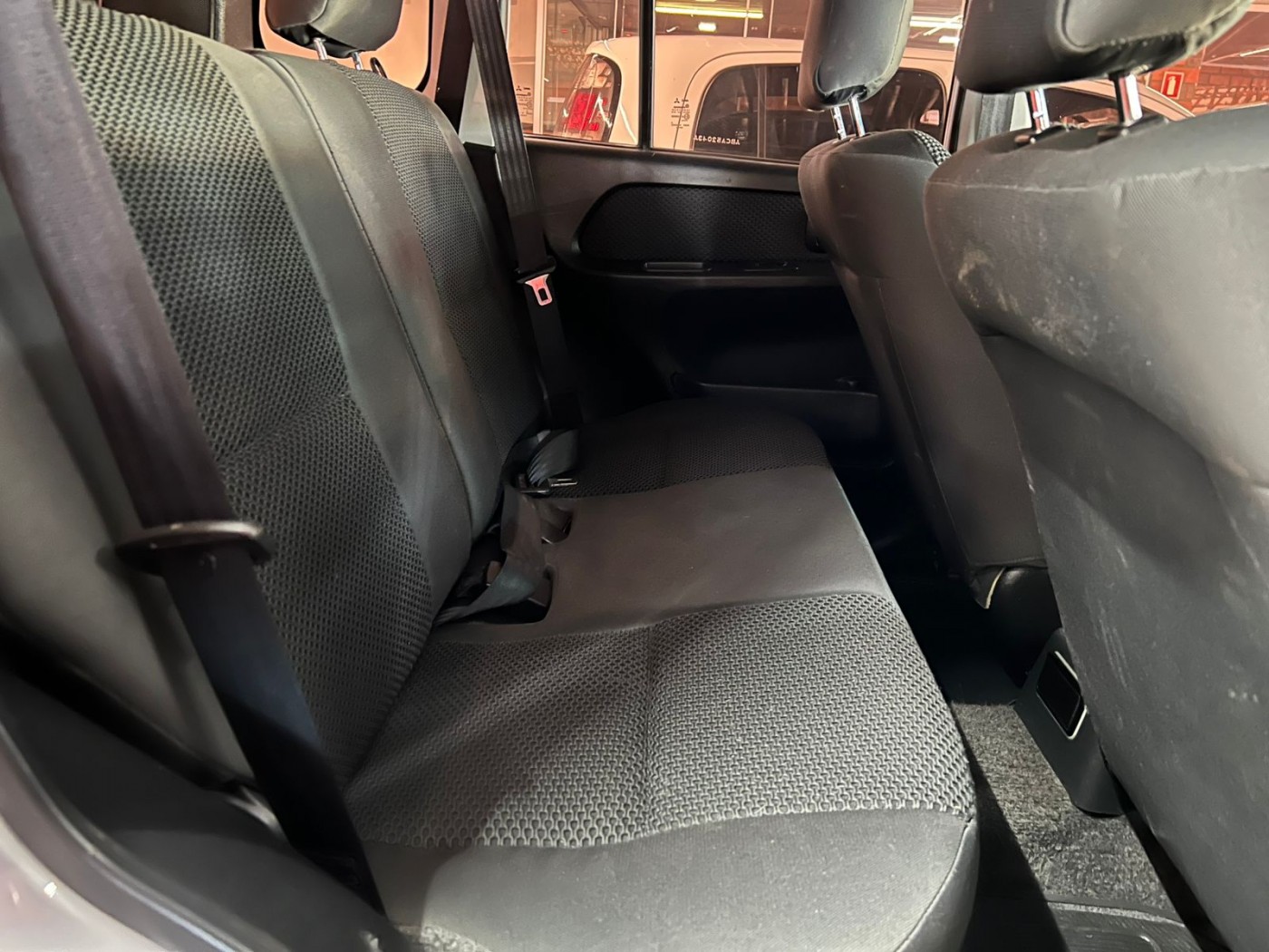 PAJERO TR4 2011 - Foto 4