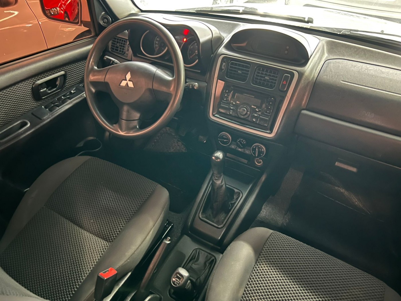 PAJERO TR4 2011 - Foto 3