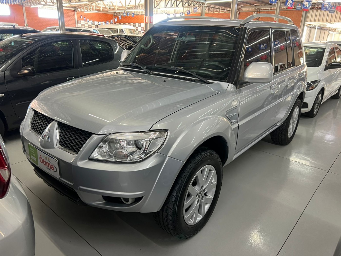 PAJERO TR4 2011 - Foto 2