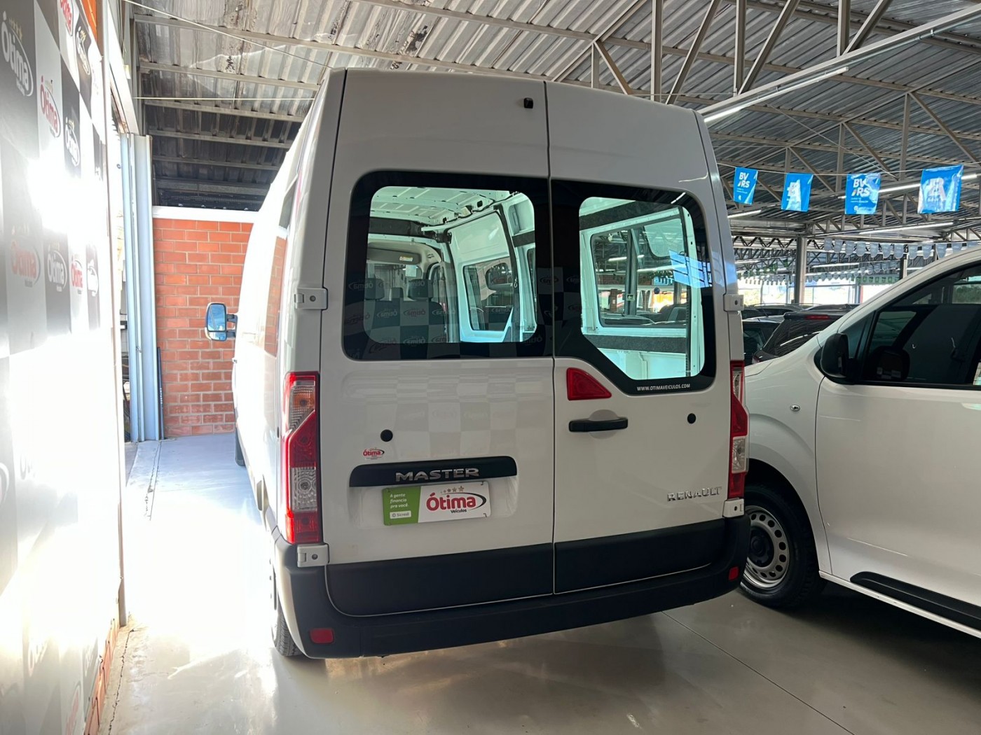 RENAULT MASTER VITRÉ 2023 - Foto 9