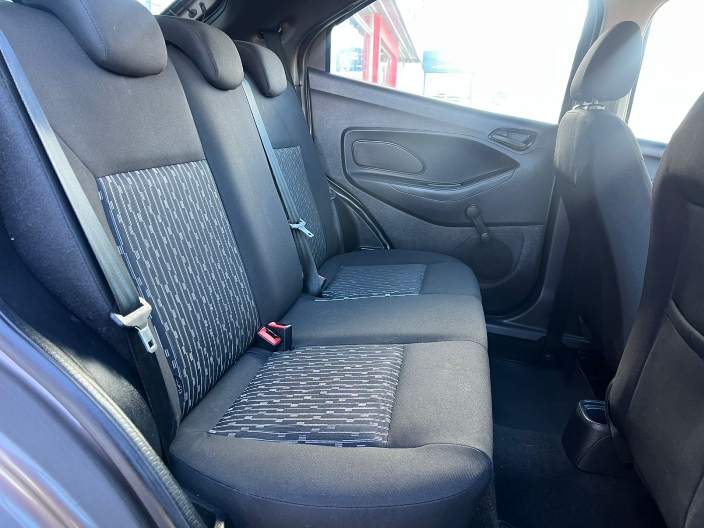 KA SE 1.0 HATCH 2021 - Foto 8