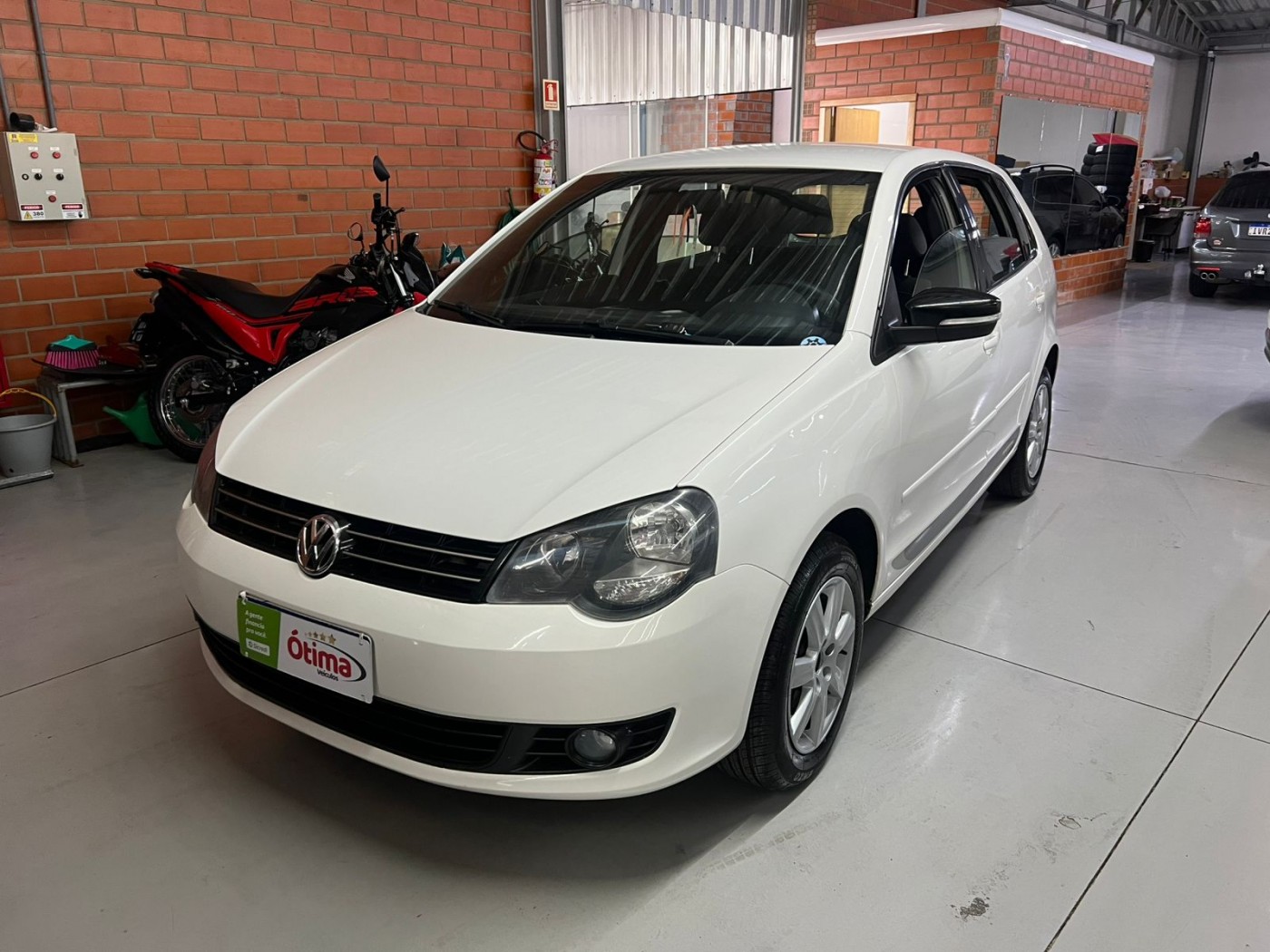 POLO 1.6 SPORTLINE 2013 - Foto 2