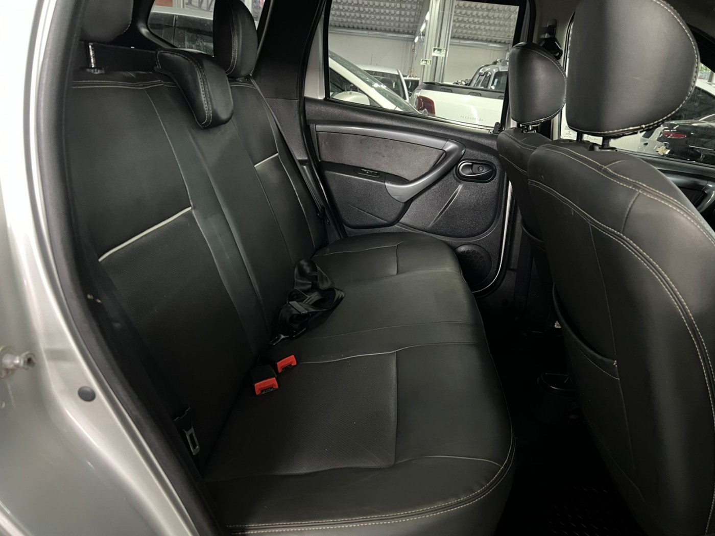 DUSTER 2.0 DYNAMIC 2014 AUTOMÁTICO - Foto 6