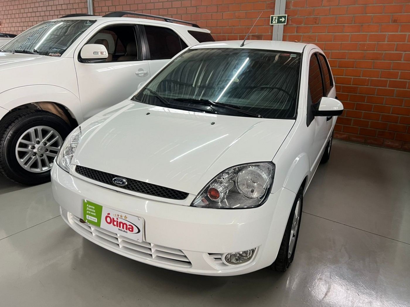 FORD FIESTA 1.6 2004 - Foto 2